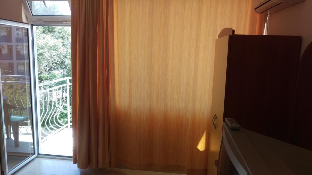 סאני ביץ' Guest House Paskal מראה חיצוני תמונה